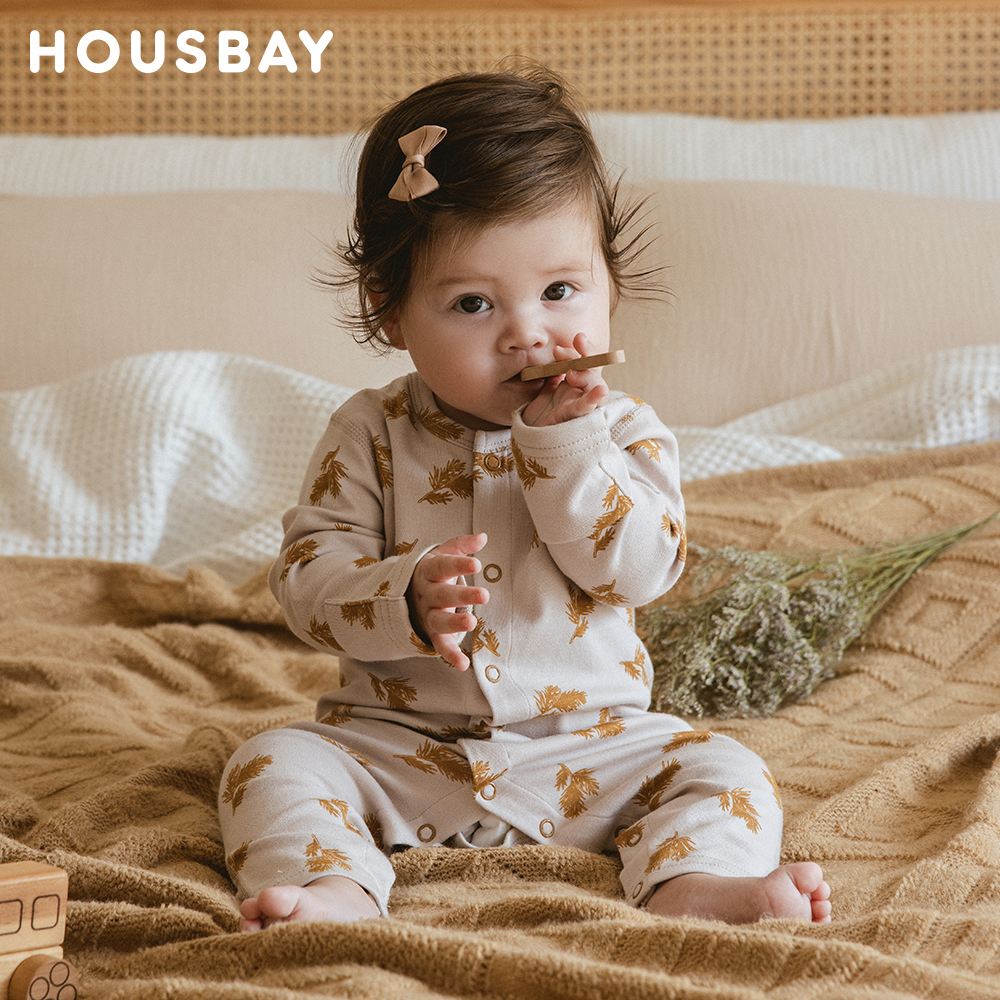 The Ultimate Guide to Picking Comfortable and Stylish Baby Rompers